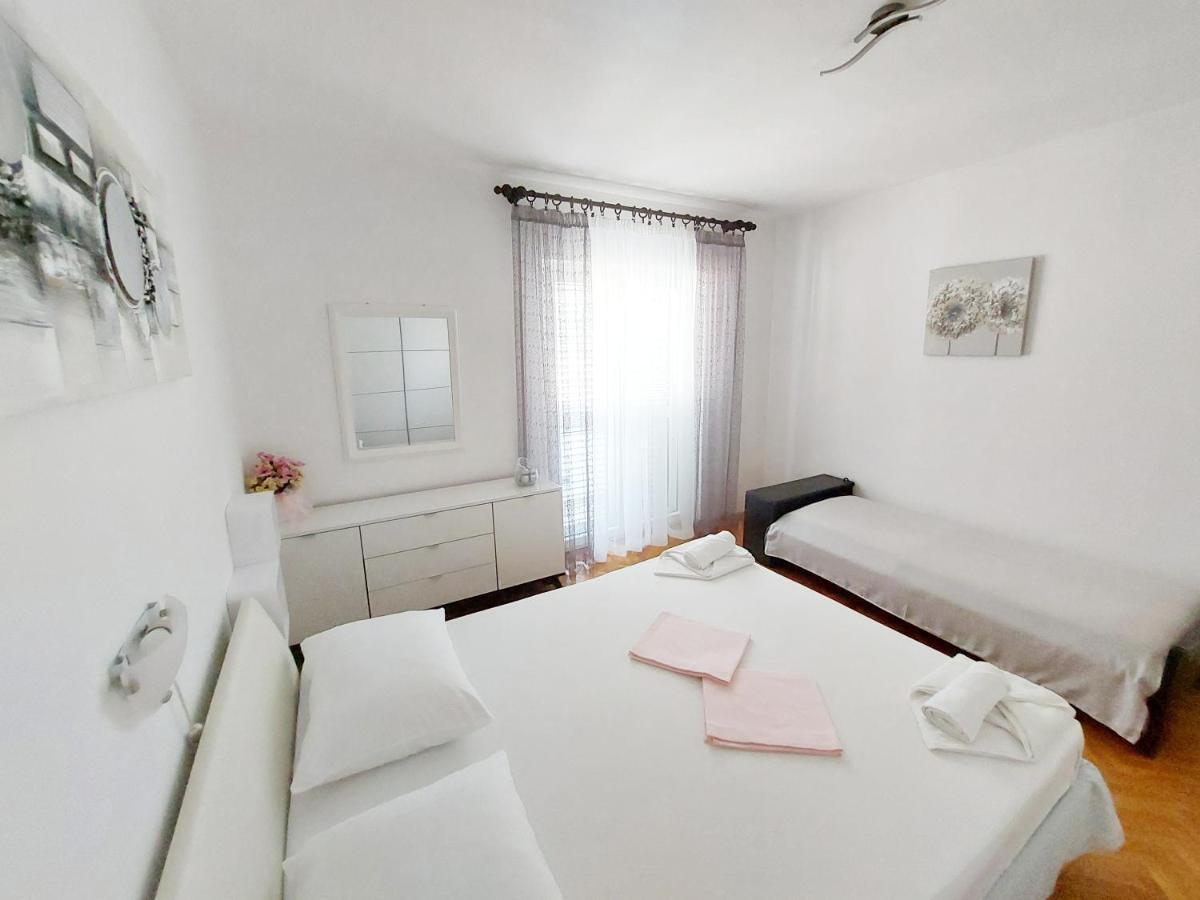 Apartment Eli Pag Town Zewnętrze zdjęcie