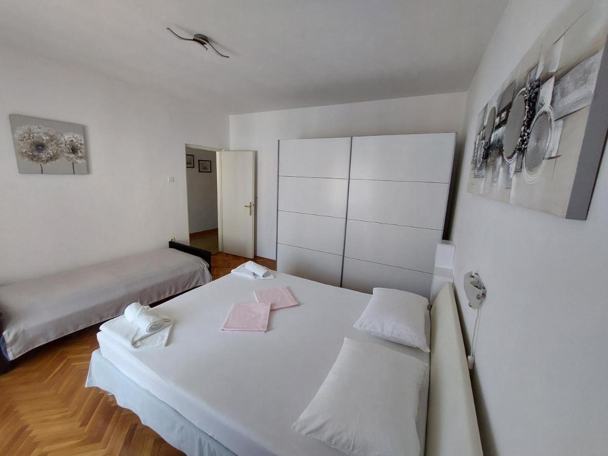 Apartment Eli Pag Town Zewnętrze zdjęcie
