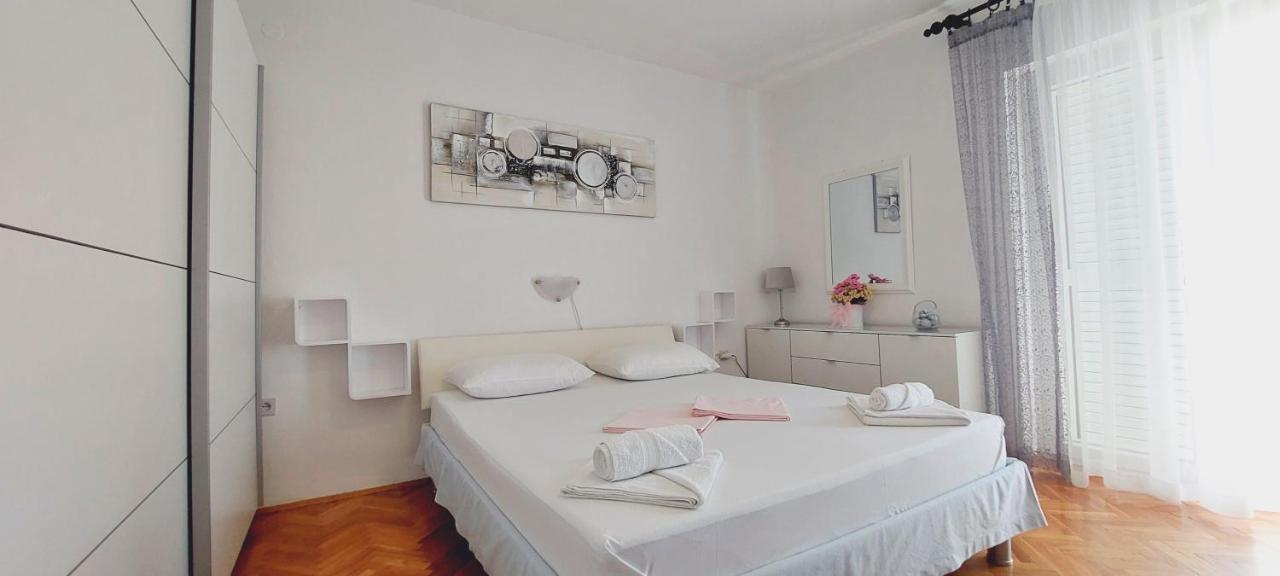 Apartment Eli Pag Town Zewnętrze zdjęcie