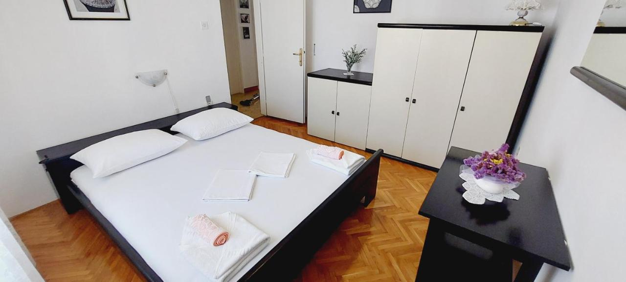 Apartment Eli Pag Town Zewnętrze zdjęcie